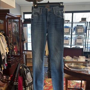 Mother The Stunner Zip Ankle Step Fray Jeans Happy Pill Wash Size 25 NWT Midrise